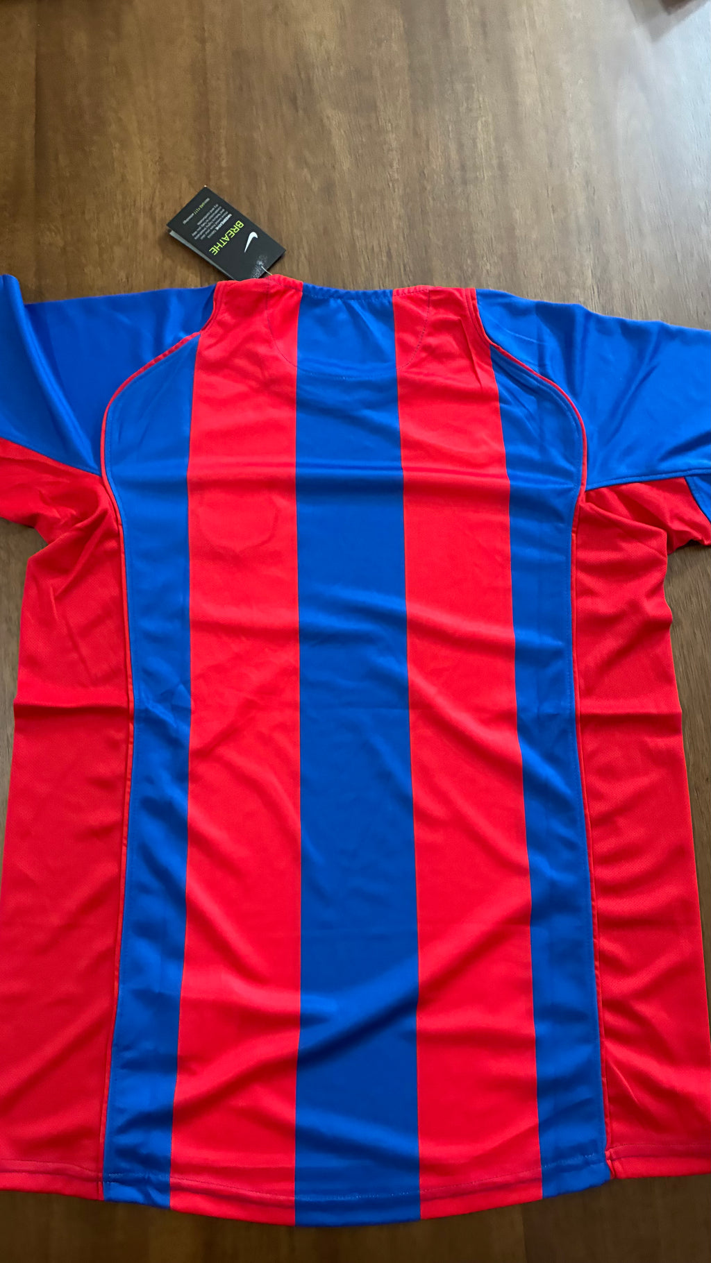 Barcelona Retro Player Version soccer jersey (size L men’s)
